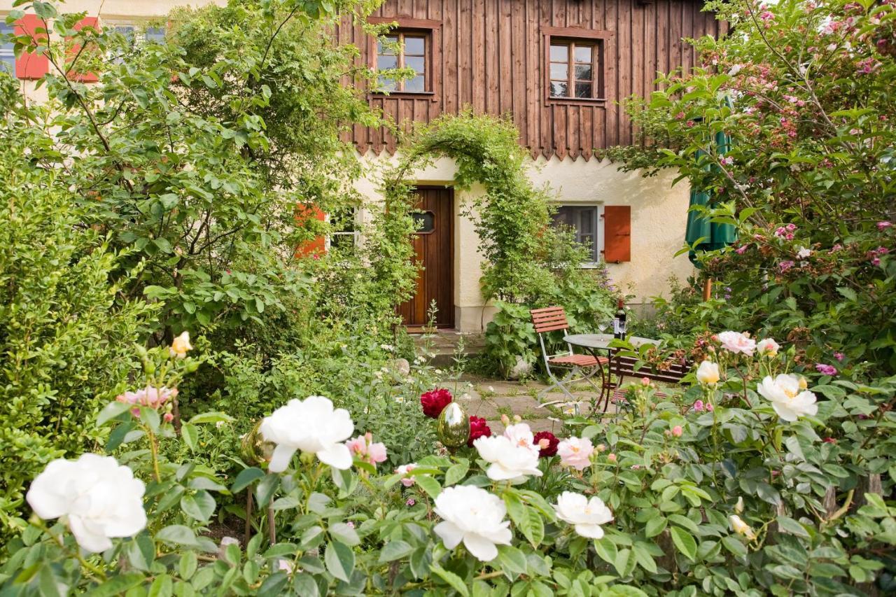 Haus Probst Am See Bed & Breakfast Шондорф-ам-Амерзее Екстериор снимка
